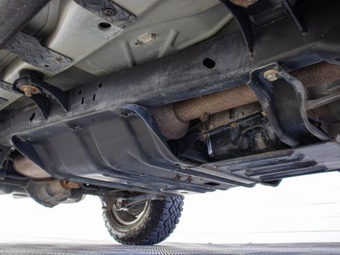 Used 2004 Jeep Wrangler Rubicon w/ Dual Top Group AWD/4WD image 16