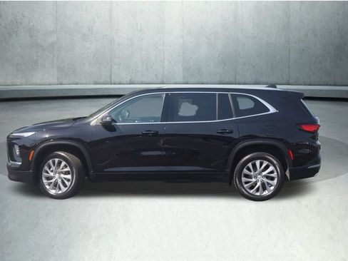 Used 2025 Buick Enclave Preferred AWD/4WD image 15