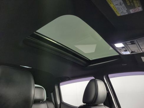 Used 2023 Toyota Tacoma Limited w/ Nightshade Package image 18