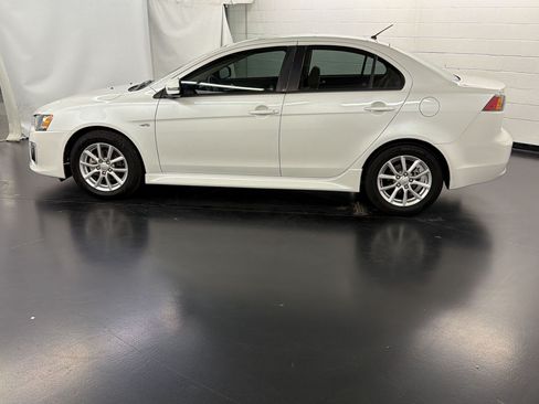 Used 2016 Mitsubishi Lancer ES FWD image 2
