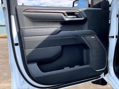 Used 2022 GMC Sierra 1500 SLT w/ SLT Convenience Package image 21