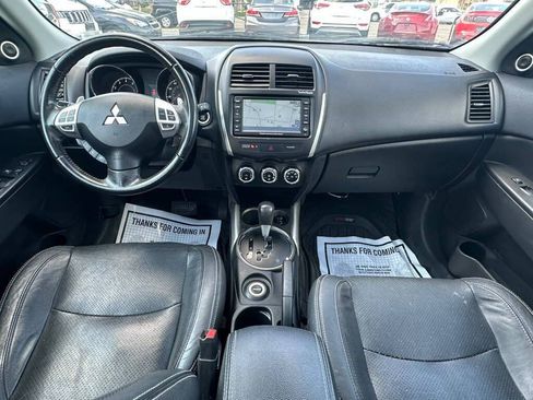 Used 2013 Mitsubishi Outlander Sport SE AWD/4WD image 17
