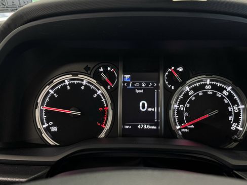 Used 2023 Toyota 4Runner TRD Off-Road Premium w/ Off Road Premium Plus Package AWD/4WD image 19