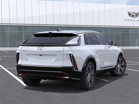 New 2026 Cadillac Lyriq Luxury image 4