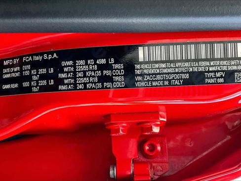 Used 2016 Jeep Renegade Limited image 36