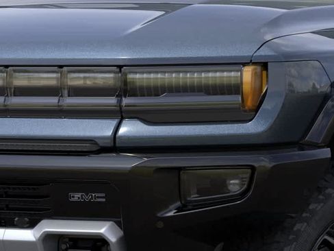 New 2026 GMC Hummer EV SUV w/ LPO, Dark Essentials Package AWD/4WD image 10