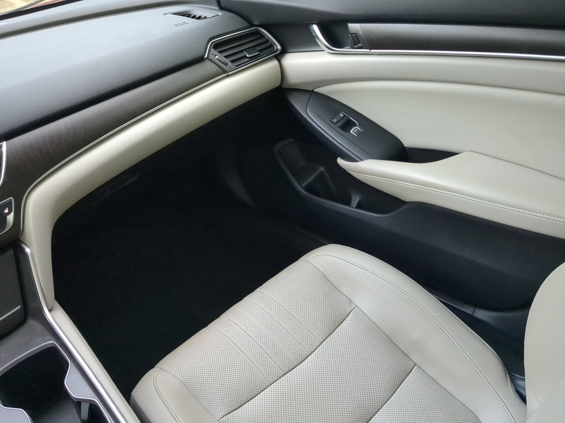 Used 2018 Honda Accord EX-L image 50
