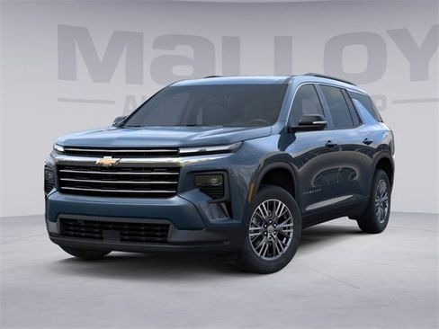 New 2026 Chevrolet Traverse LT w/ Driver Confidence Package image 9