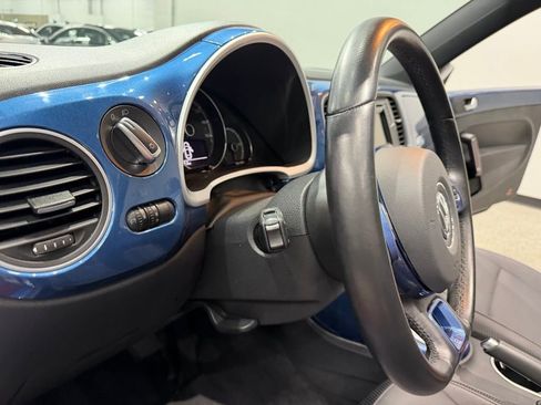 Used 2019 Volkswagen Beetle 2.0T S FWD image 44