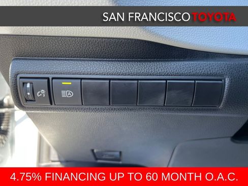 Certified 2025 Toyota Corolla SE w/ Convenience Package image 34