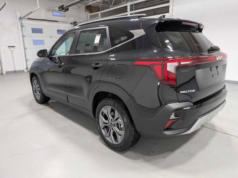 Certified 2024 Kia Seltos S image 10