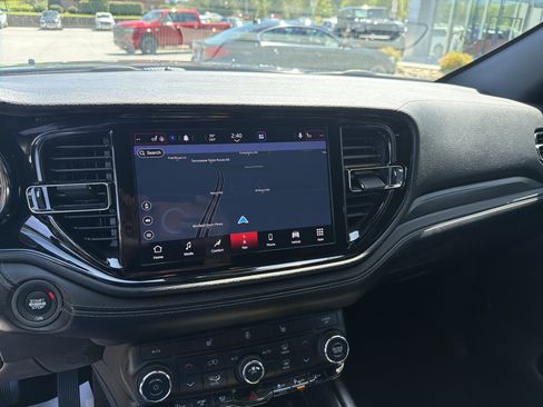Used 2022 Dodge Durango GT AWD/4WD image 38