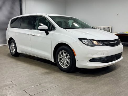 Used 2023 Chrysler Voyager LX w/ Fleet Security Group image 2