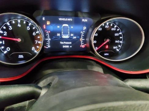 Used 2021 Jeep Compass Trailhawk image 24