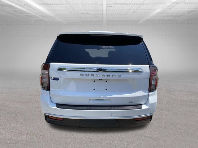 Used 2021 Chevrolet Suburban LT w/ Luxury Package AWD/4WD image 6
