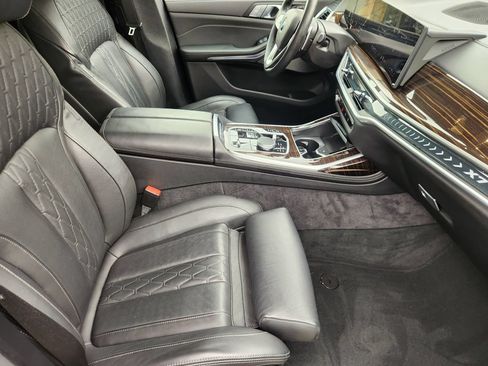 Used 2026 BMW X7 xDrive40i AWD/4WD image 15