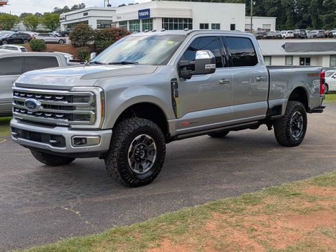Used 2024 Ford F250 Platinum w/ Tremor Off-Road Package AWD/4WD image 2
