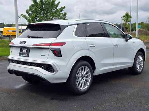 New 2026 Audi Q3 quattro 2.0T AWD/4WD image 5