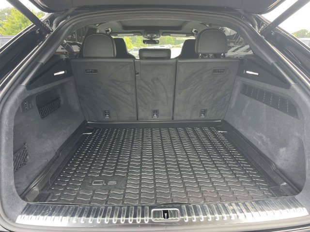 Certified 2023 Audi SQ8 Prestige AWD/4WD image 10