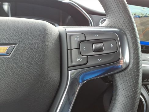 New 2025 Chevrolet Blazer LT w/ Convenience Package image 9