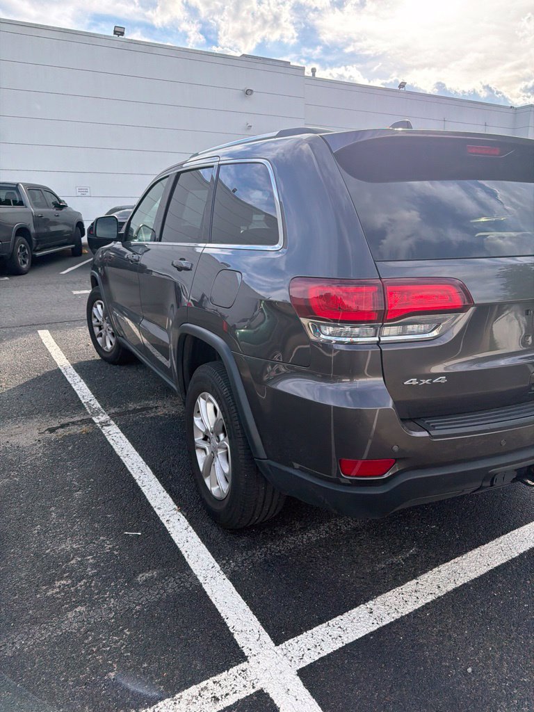 Used 2021 Jeep Grand Cherokee Laredo AWD/4WD image 6