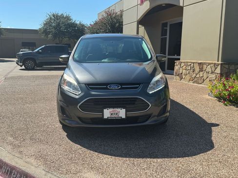 Used 2017 Ford C-MAX SE image 4