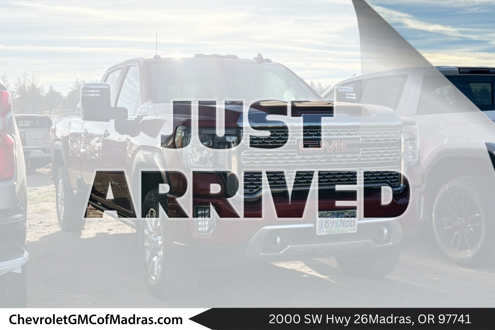Used 2022 GMC Sierra 3500 Denali w/ Technology Package AWD/4WD image 1