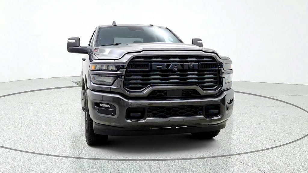 Used 2026 RAM 2500 Big Horn AWD/4WD image 2