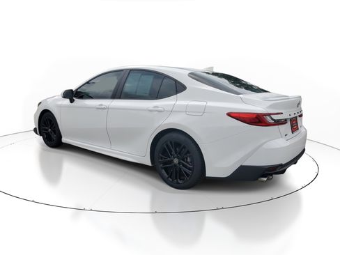 Certified 2025 Toyota Camry SE w/ Convenience Package FWD image 4