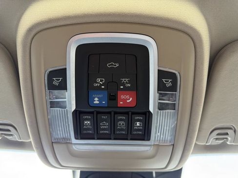 Used 2019 RAM 1500 Limited image 16