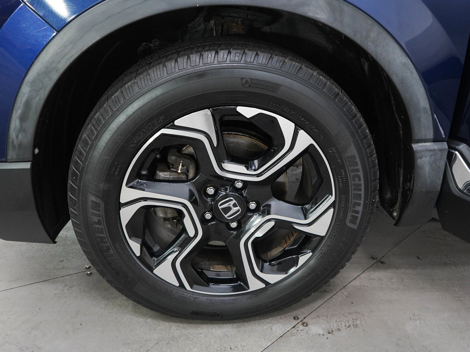 Used 2017 Honda CR-V Touring image 31