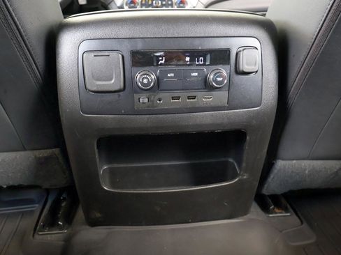 Used 2019 Chevrolet Tahoe LT RWD image 46