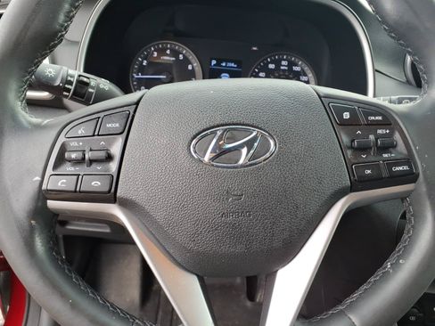 Used 2021 Hyundai Tucson Limited AWD/4WD image 19