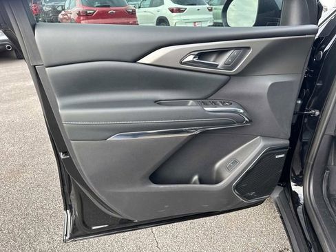 New 2026 Chevrolet Traverse LT w/ Enhanced Driving Package FWD image 22