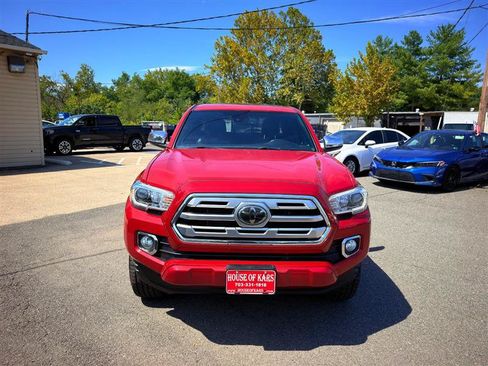 Used 2018 Toyota Tacoma Limited AWD/4WD image 7