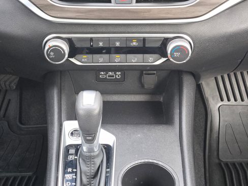 Certified 2025 Nissan Altima 2.5 SV image 18