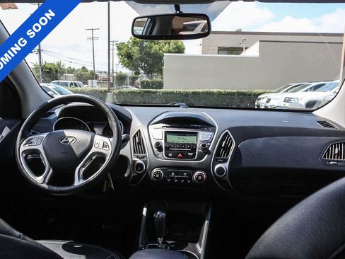 Used 2012 Hyundai Tucson GLS FWD image 17