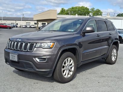 Used 2021 Jeep Grand Cherokee Laredo w/ Security & Convenience Group