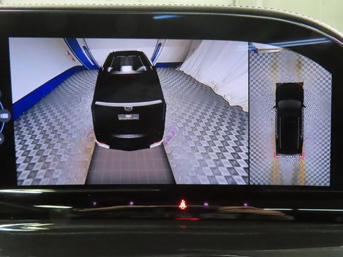 Used 2023 Cadillac Escalade ESV Sport image 29