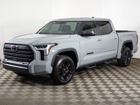 Used 2024 Toyota Tundra SR5 w/ SR5 Convenience Package image 6