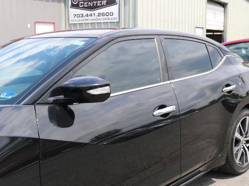 Used 2019 Nissan Maxima 3.5 SV w/ Floor Mat Group FWD image 4