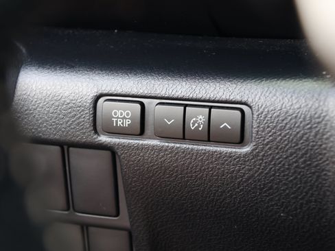 Used 2015 Lexus IS 250 RWD image 14