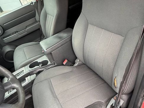 Used 2011 Dodge Nitro Heat w/ Popular Equipment Group AWD/4WD image 7