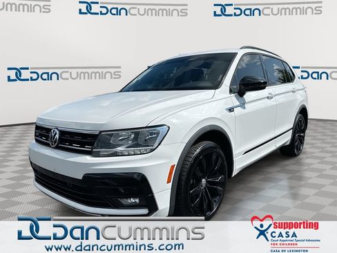 Used 2021 Volkswagen Tiguan SE AWD/4WD image 1
