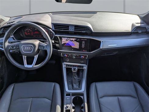Used 2024 Audi Q3 2.0T Premium image 16