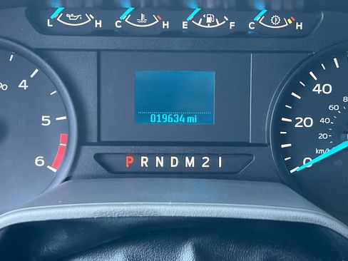 Used 2022 Ford E-450 and Econoline 450 Super Duty w/ Power Windows & Locks Group image 28