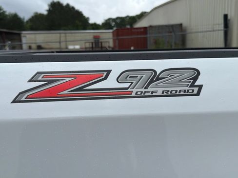 New 2026 GMC Sierra 1500 AT4 w/ Technology Package AWD/4WD image 33