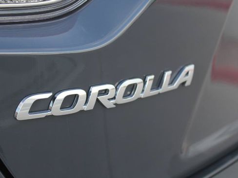 Used 2026 Toyota Corolla SE w/ SE Package FWD image 21