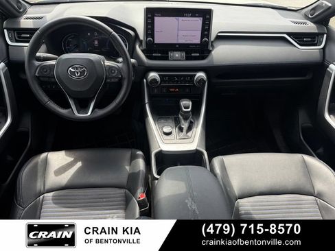 Used 2022 Toyota RAV4 XSE AWD/4WD image 25