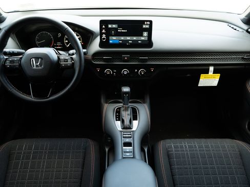 Used 2026 Honda HR-V Sport image 19